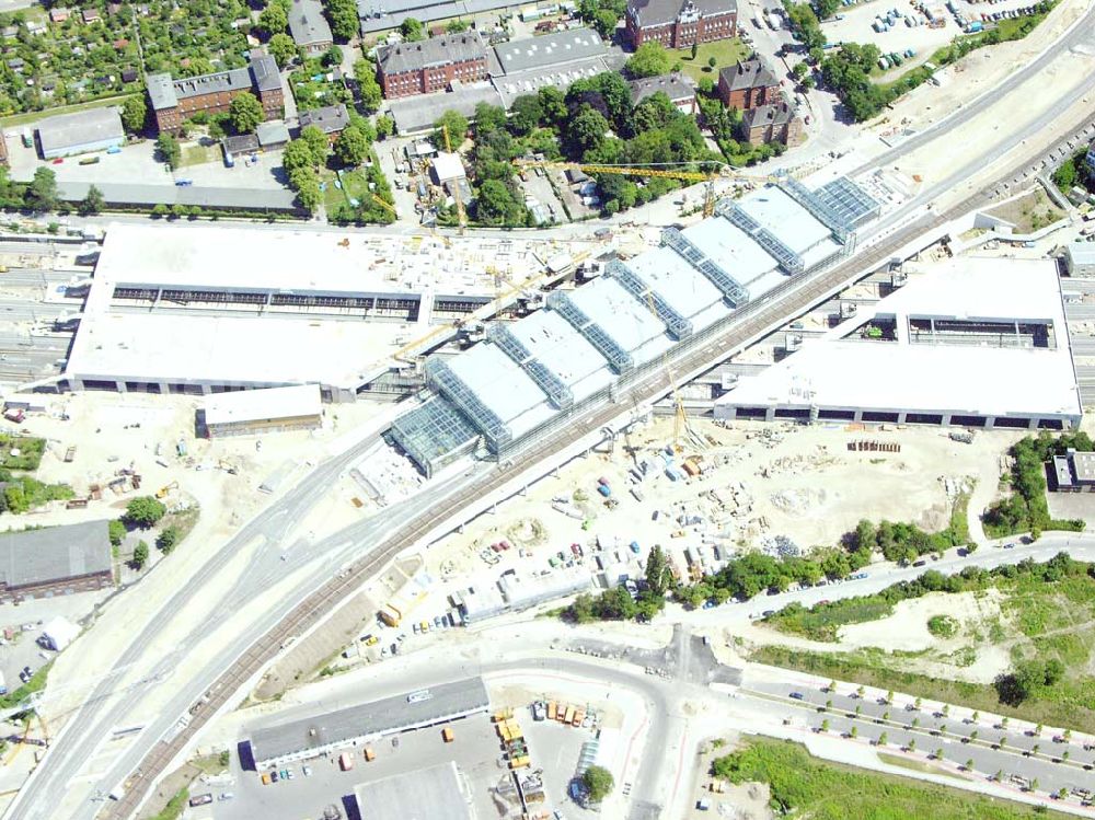 Berlin from the bird's eye view: Ausbau Südring S-Bahn Papestraße am Flughafen Tempelhof durch Walter Bau AG