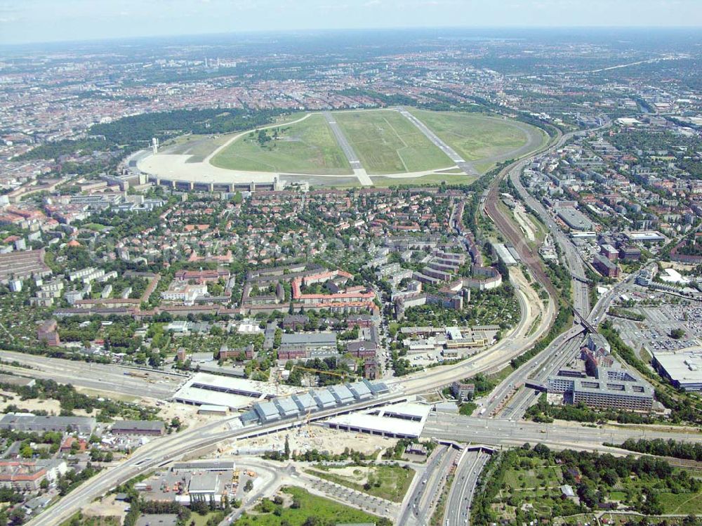 Aerial image Berlin - Ausbau Südring S-Bahn Papestraße am Flughafen Tempelhof durch Walter Bau AG