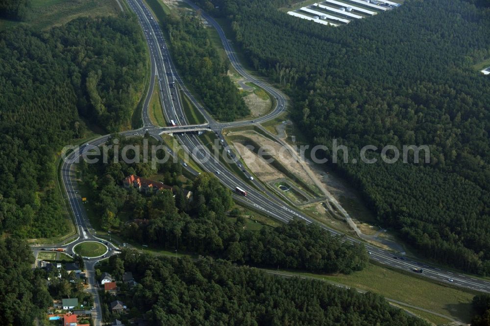 Stahnsdorf OT Güterfelde from the bird's eye view: Construction for the expansion and reconstruction of the country's road to L40 bypass Güterfelde in Brandenburg