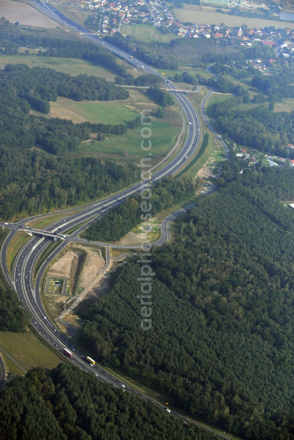 Stahnsdorf OT Güterfelde from the bird's eye view: Construction for the expansion and reconstruction of the country's road to L40 bypass Güterfelde in Brandenburg