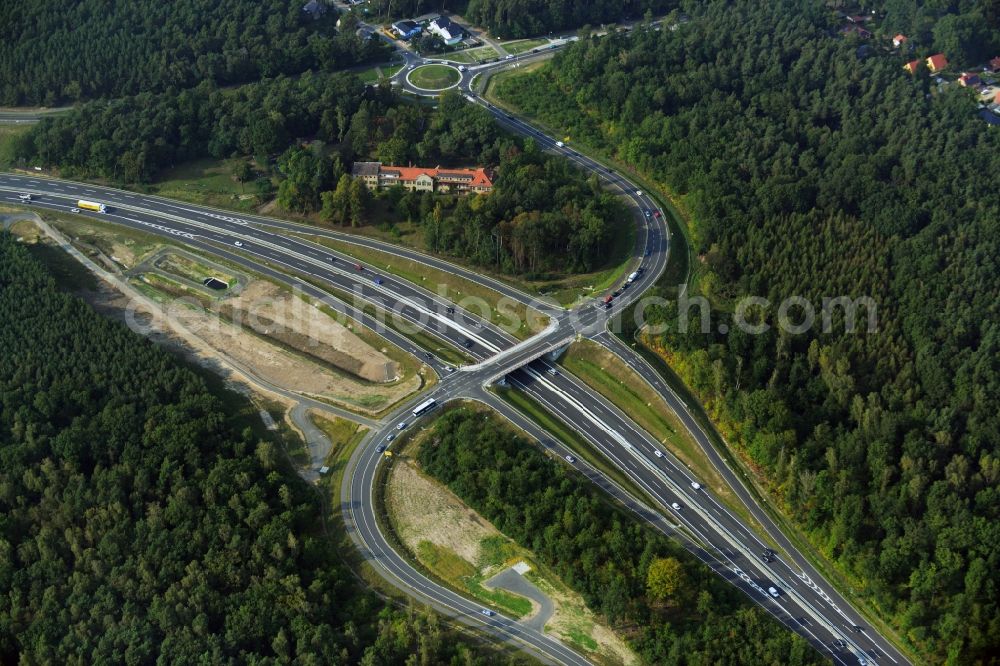 Aerial photograph Stahnsdorf OT Güterfelde - Construction for the expansion and reconstruction of the country's road to L40 bypass Güterfelde in Brandenburg