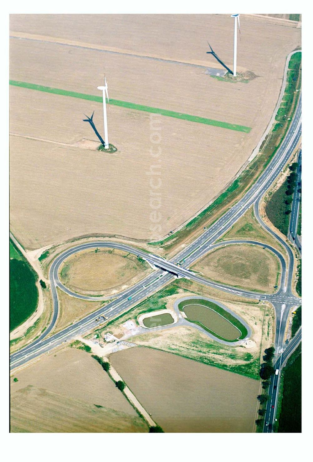 Brehna / Sachsen-Anhalt from the bird's eye view: Fertiger Ausbau des Autobahnkreuzes Brehna