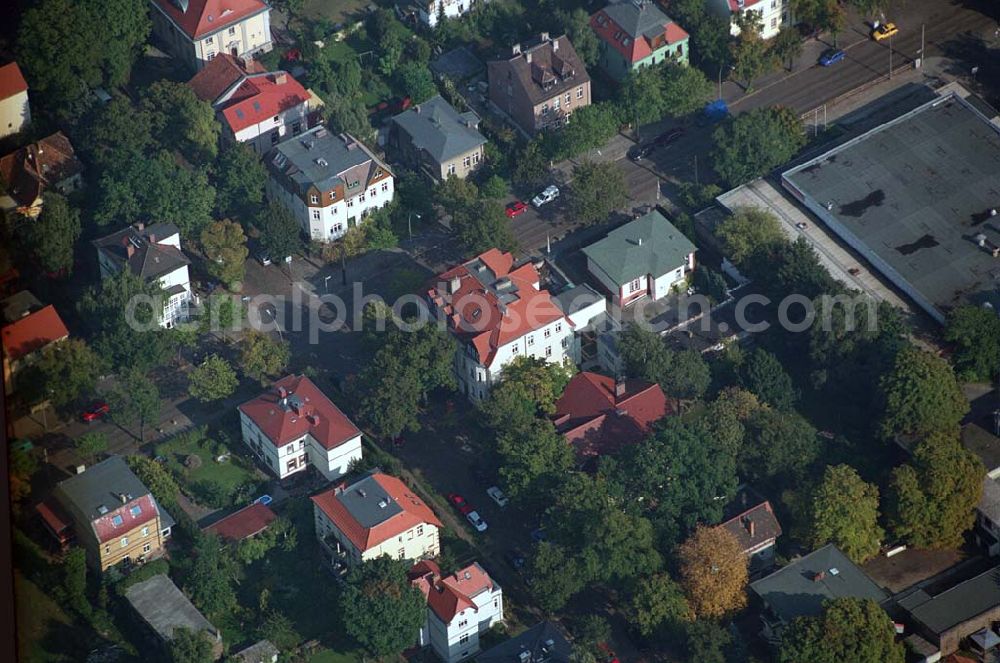 Aerial image Berlin-Karlshorst - 05.10.2005 Berlin - Karlshorst - Wohngebiet an der Ehrlichstraße 39 / Ecke Üderseestraße in Berlin-Karlshorst