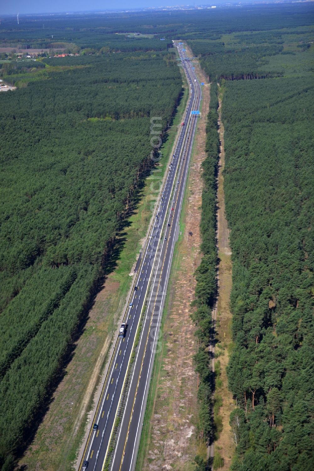 Aerial photograph Dannenreich - Construction and widening of the route of the highway / motorway BAB A12 / E30 in the intersection of State Road L39 at Dannenreich in Brandenburg