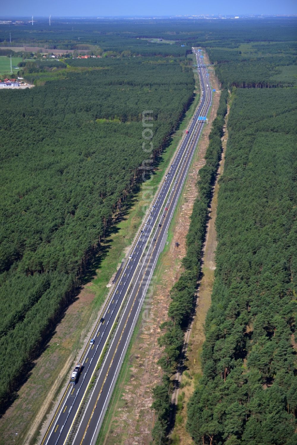 Dannenreich from above - Construction and widening of the route of the highway / motorway BAB A12 / E30 in the intersection of State Road L39 at Dannenreich in Brandenburg