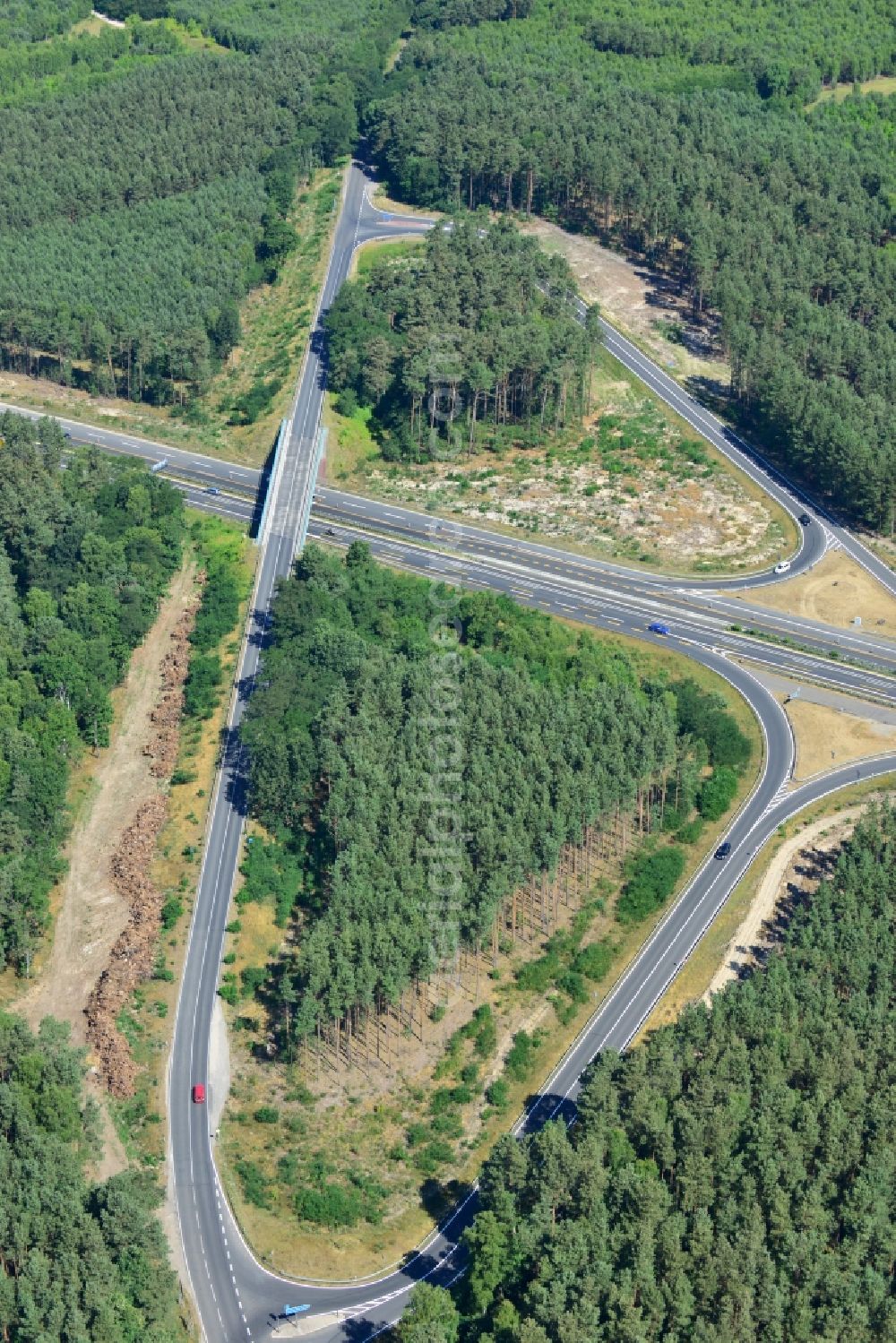 Aerial image Dannenreich - Construction and widening of the route of the highway / motorway BAB A12 / E30 in the intersection of State Road L39 at Dannenreich in Brandenburg