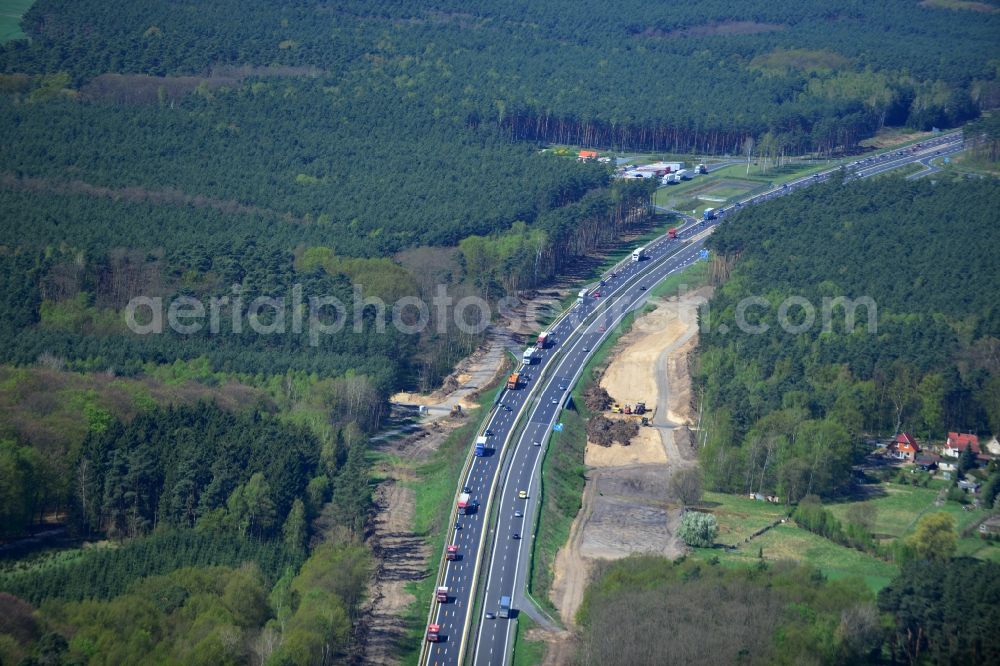 Markgrafpieske from the bird's eye view: View expansion and widening of the route of the highway / motorway BAB A12 / E30 Markgrafpieske in the state of Brandenburg