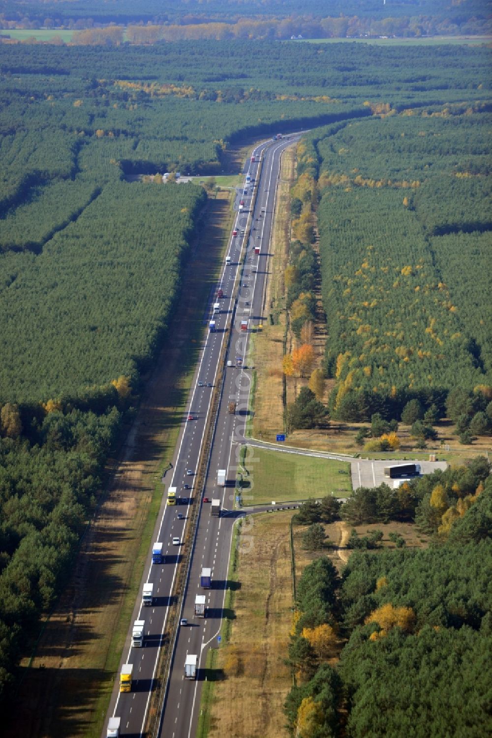 Aerial photograph Markgrafpieske - View expansion and widening of the route of the highway / motorway BAB A12 / E30 Markgrafpieske in the state of Brandenburg