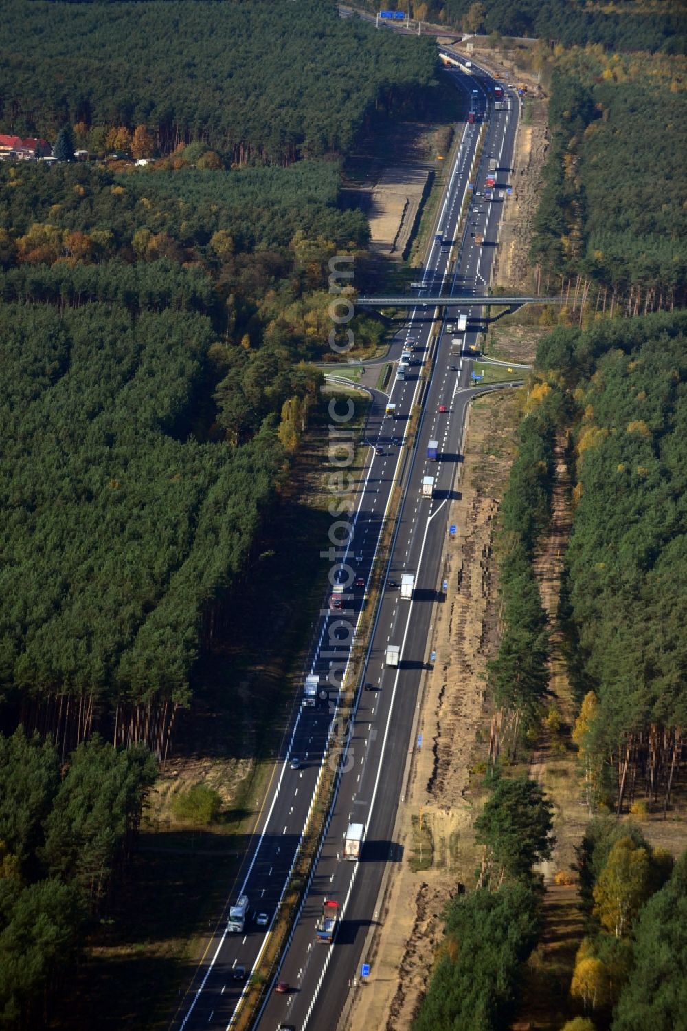 Aerial photograph Markgrafpieske - View expansion and widening of the route of the highway / motorway BAB A12 / E30 Markgrafpieske in the state of Brandenburg