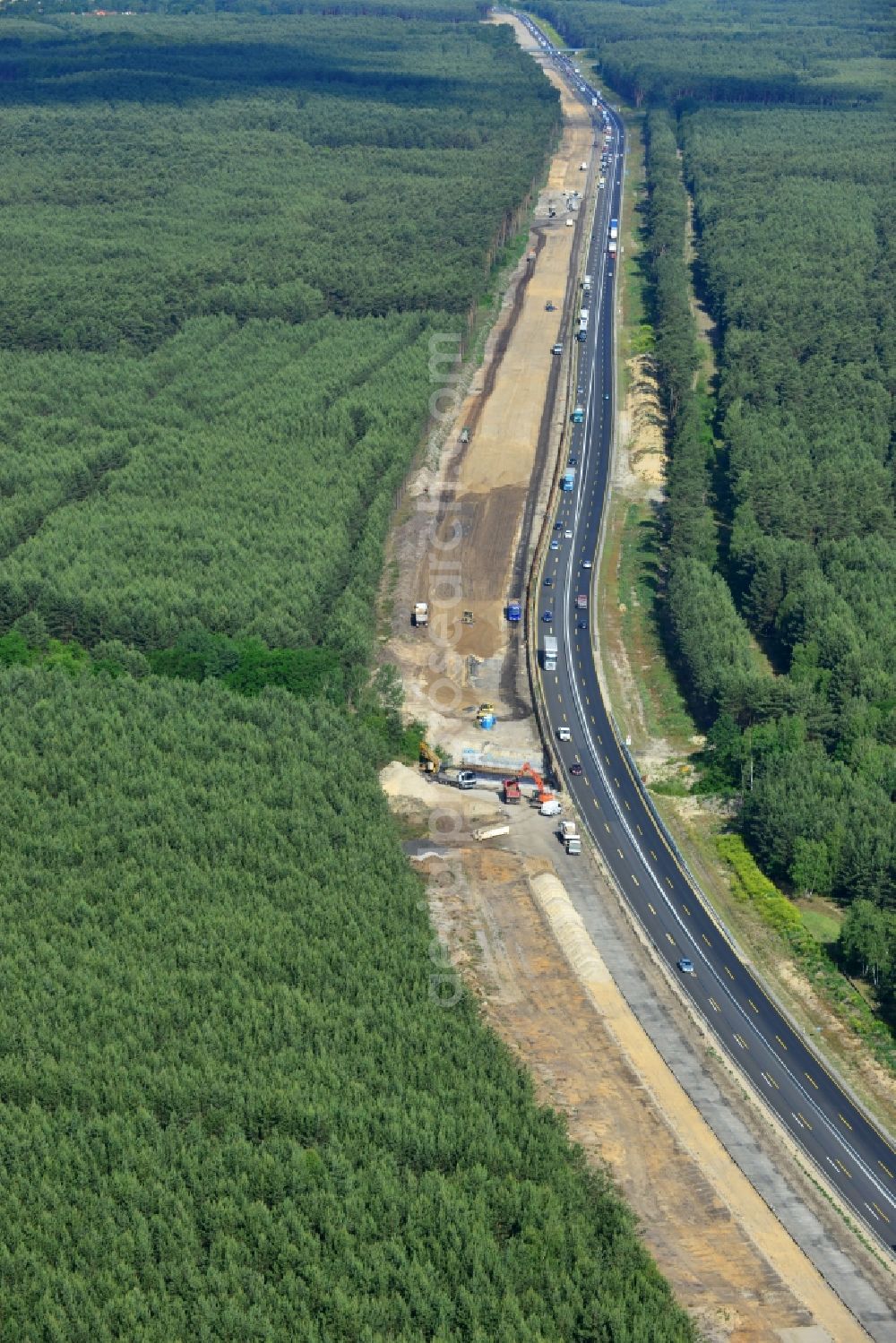 Aerial photograph Markgrafpieske - View expansion and widening of the route of the highway / motorway BAB A12 / E30 Markgrafpieske in the state of Brandenburg