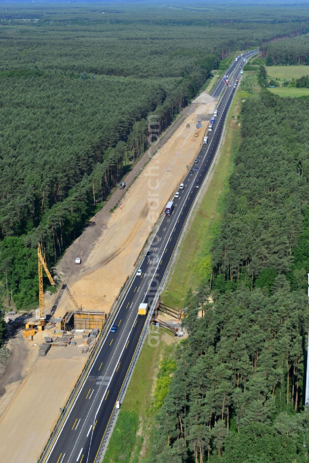 Markgrafpieske from the bird's eye view: View expansion and widening of the route of the highway / motorway BAB A12 / E30 Markgrafpieske in the state of Brandenburg