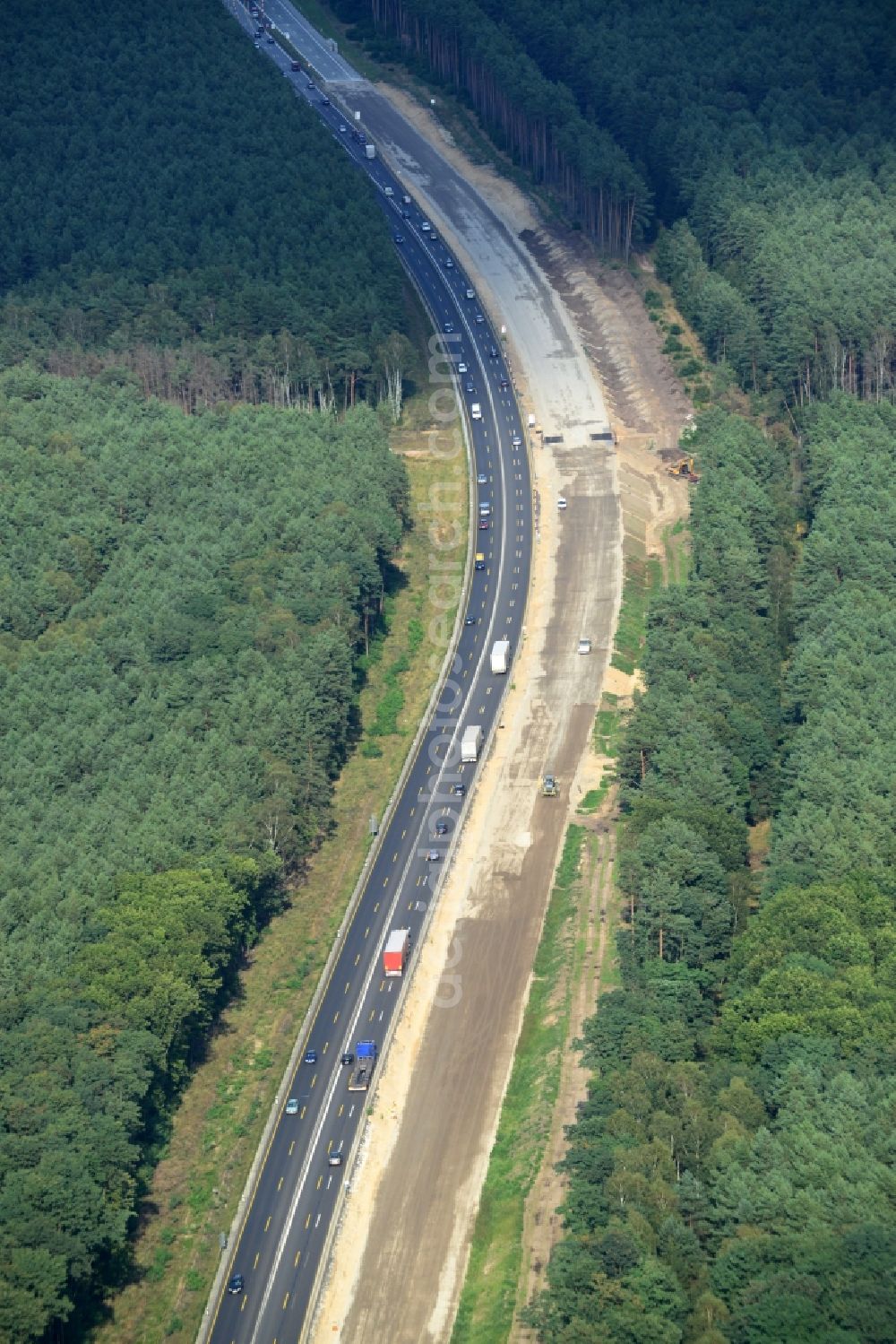 Markgrafpieske from the bird's eye view: View expansion and widening of the route of the highway / motorway BAB A12 / E30 Markgrafpieske in the state of Brandenburg