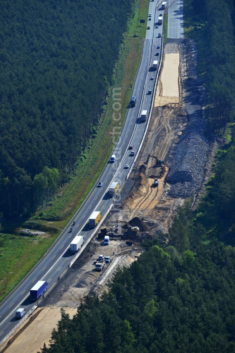 Rauen from the bird's eye view: Construction and widening of the route of the highway / motorway BAB A12 / E30 at Rauen in Brandenburg