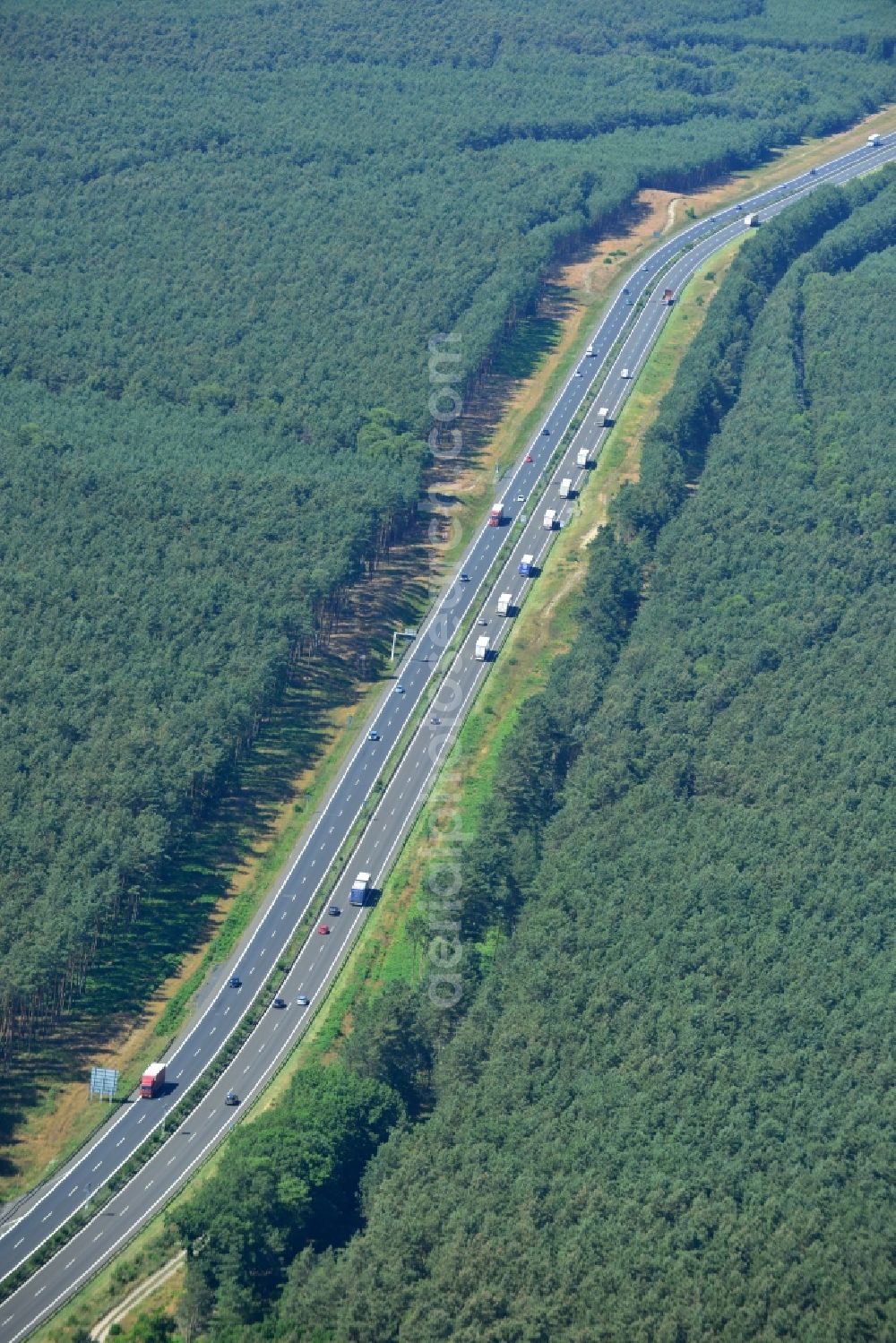 Spreenhagen from the bird's eye view: Construction and widening of the route of the highway / motorway BAB A12 / E30 at Spreenhagen in Brandenburg