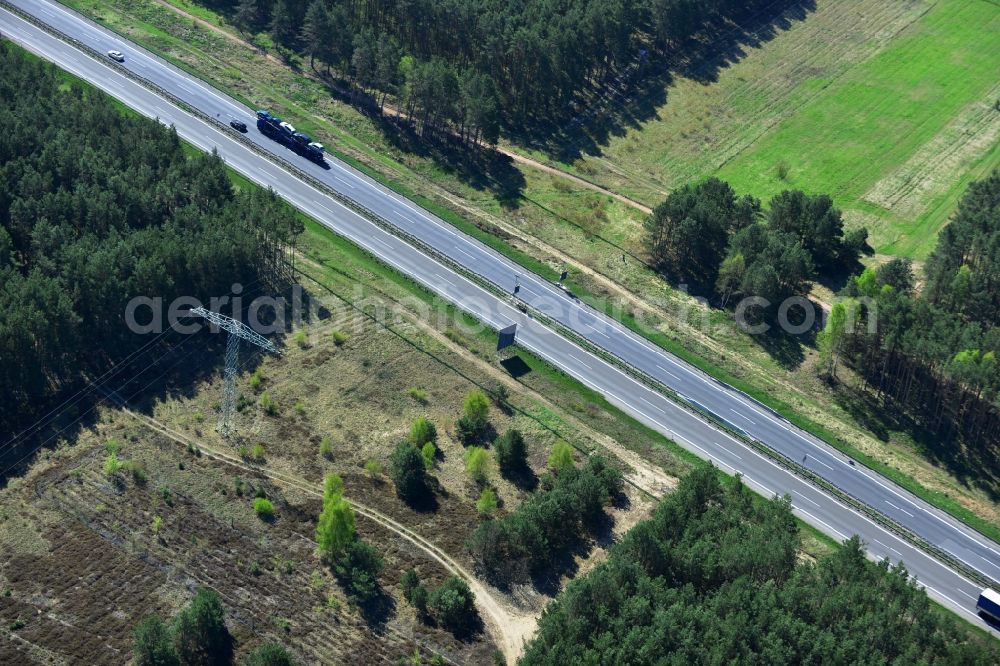 Aerial photograph Neu Waltersdorf - Construction and widening of the route of the highway / motorway BAB A12 / E30 pipline in the field of natural gas and electricity routing in Dannenreich in Brandenburg