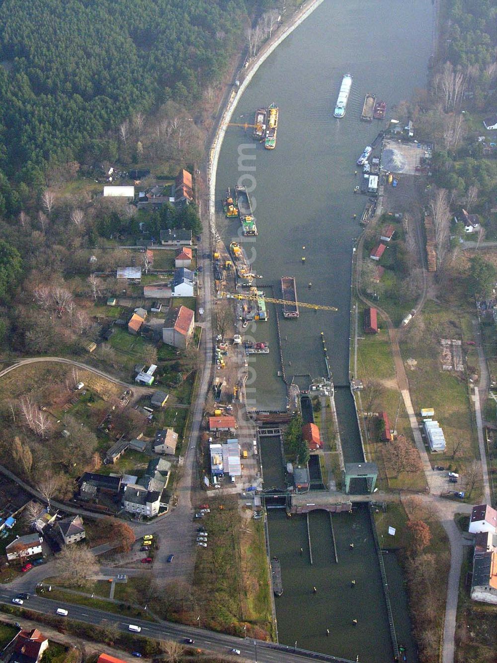 Wernsdorf from above - 10.12.2004 Wernsdorf, Blick auf den Ausbau der Wernsdorfer Schleuse am Oder-Spree-Kanal in Wernsdorf (zu Erkner).