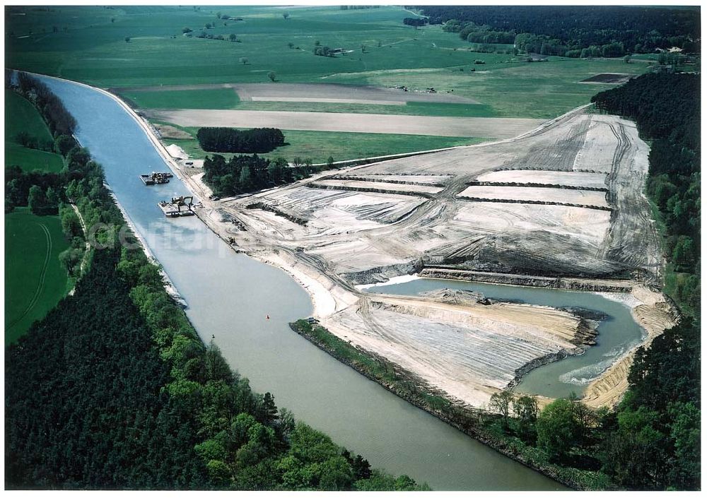 westlich von Genthin from the bird's eye view: Ausbauarbeiten am Elbe-Havel-Kanal - Verlauf bei Genthin.