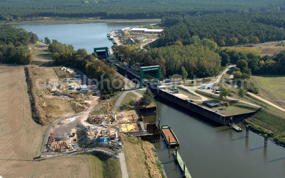 Aerial photograph Niegripp - Ausbauarbeiten an der Schleuse Niegripp am Elbe-Havel-Kanal in nördlichem Anschluß zur Elbe. Ein Projekt des WSV: Wasserstraßen-Neubauamt Magdeburg, 39106 Magdeburg, Tel. +49(0)391 535-0, email: wna-magdeburg@wsv.bund.de