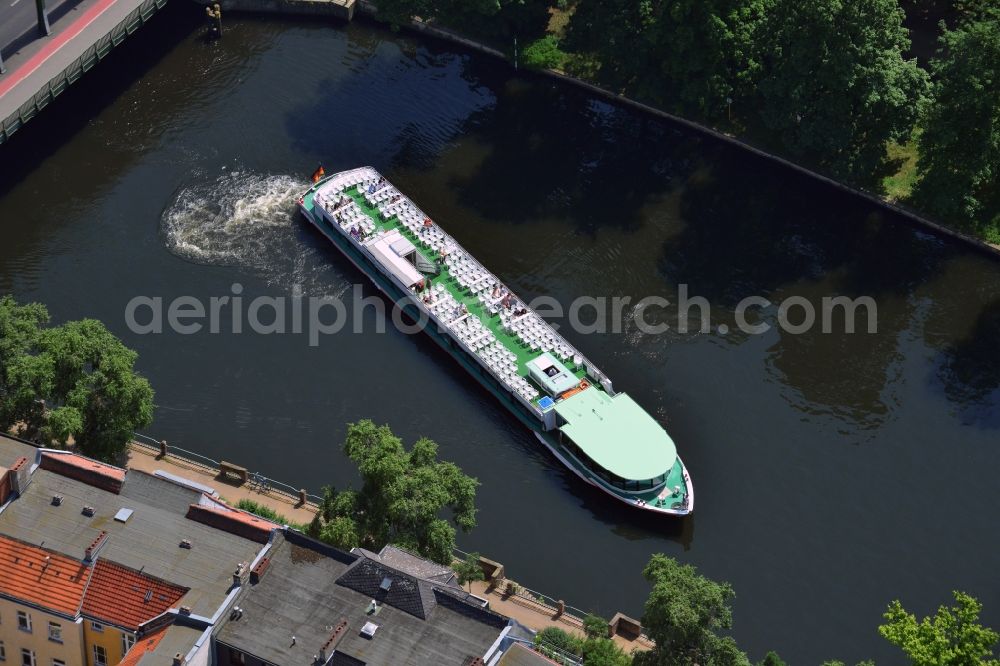 Aerial photograph Berlin - Cruise vessel Fortuna! on the river Spree in Berlin. The ship has just passed the Schlossbruecke at the Bonhoefferufer in Charlottenburg