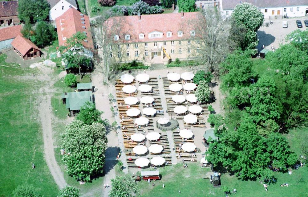 Aerial photograph Diedersdorf bei Mahlow / Brandenburg - Ausflugsziel Schloß Diedersdorf.