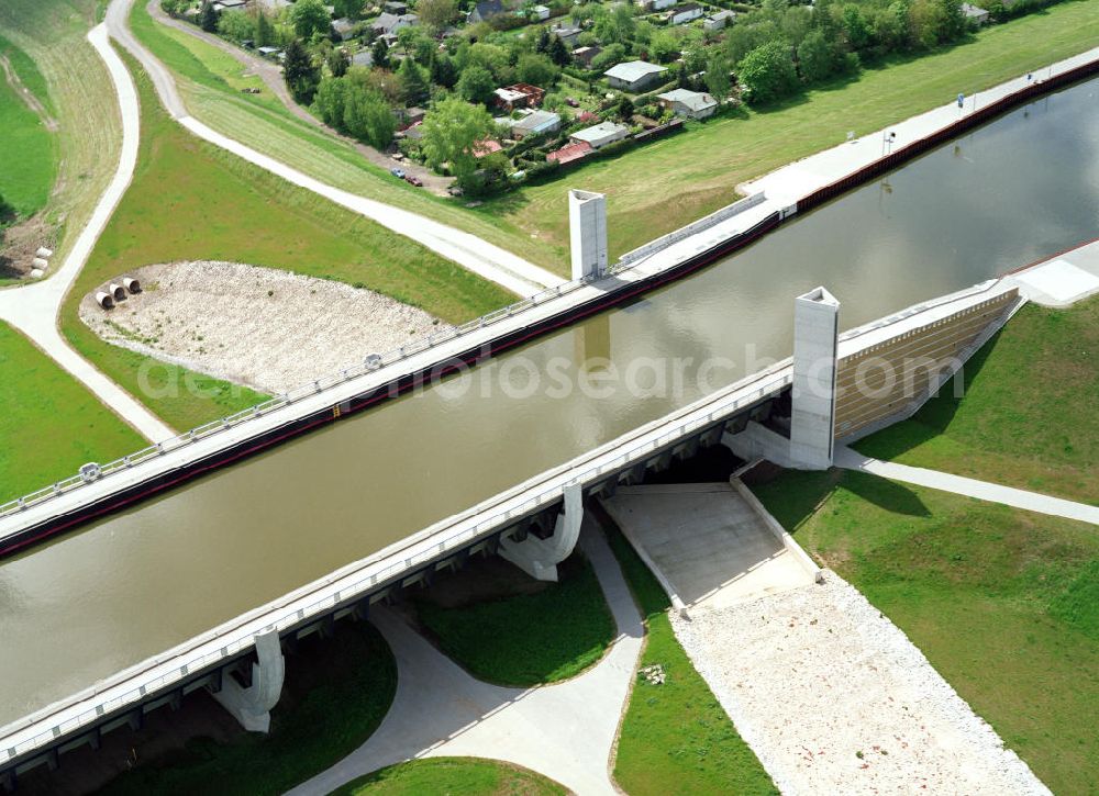 Aerial photograph Hohenwarthe / Sachsen-Anhalt - Ausgleichs- und Ersatzmaßnahmen an der Trogbrücke des Elbe-Havel-Kanales am Wasserstraßenkreuz Magdeburg / Elbe-Havel-Kanal. Ein Projekt des Wasserstraßenneubauamtes Magdeburg