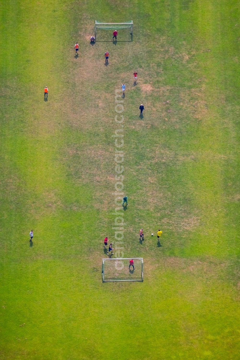 Oberhausen from the bird's eye view: Sports facility grounds of stadium Niederrhein of SC Rot-Weiss in Oberhausen in the state North Rhine-Westphalia, Germany