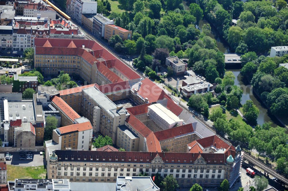 Aerial image - Blick auf die Außenstelle des DPMA Deutsches Patent- und Markenamt in Berlin Kreuzberg an der Gitschiner Straße in Kreuzberg. The Branch of the DPMA German Patent and Trademark Office in Berlin Kreuzberg.