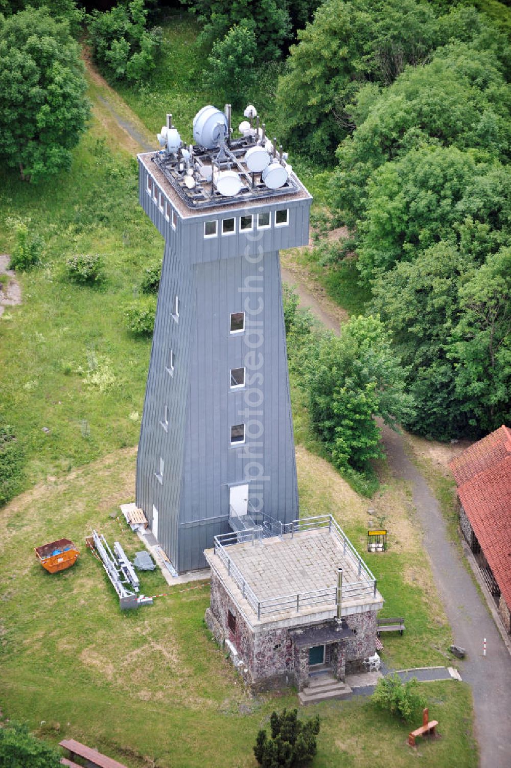 Aerial photograph Breitungen - Aussichtsturm auf dem Pleßberg in Thüringen. Viewing tower at the Pleßberg mountain in Thuringia.