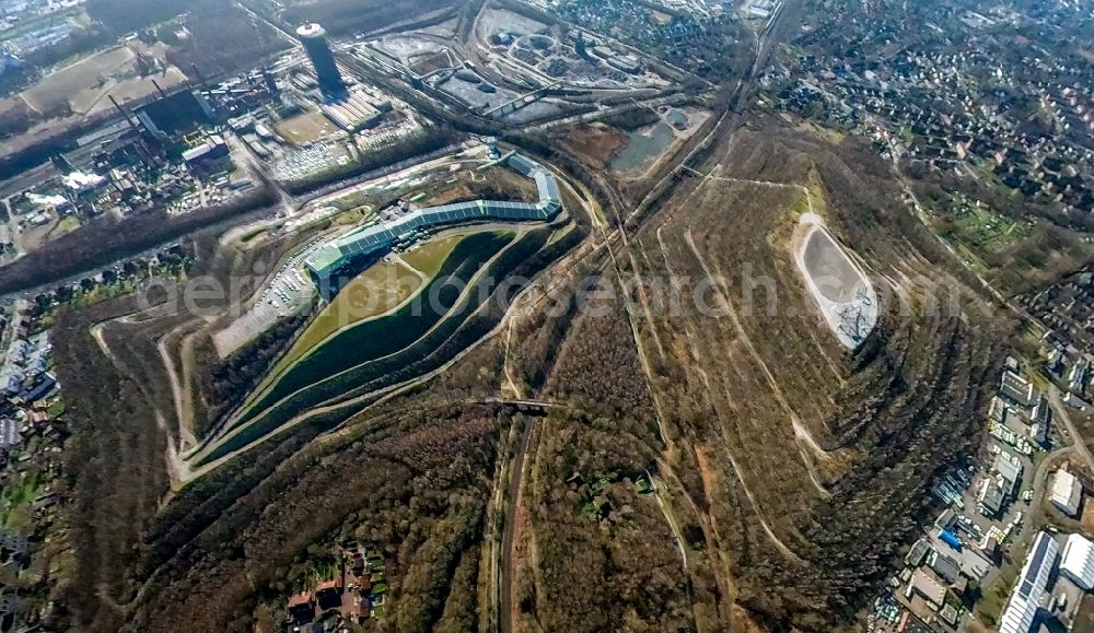 Bottrop from above - Observation tower tetrahedron in the heap at Beckstrasse in Bottrop at Ruhrgebiet in the state of North Rhine-Westphalia