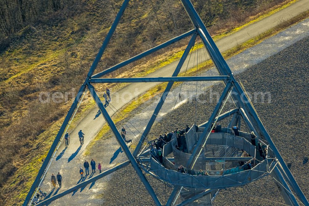 Aerial image Bottrop - Observation tower tetrahedron in the heap at Beckstrasse in Bottrop at Ruhrgebiet in the state of North Rhine-Westphalia