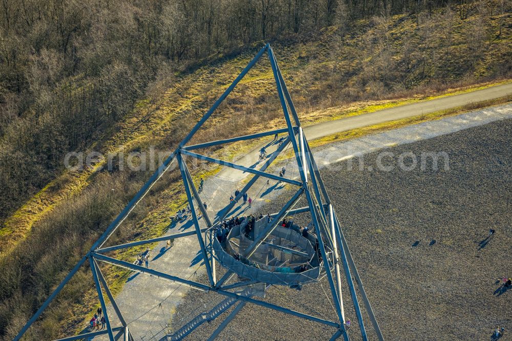 Bottrop from the bird's eye view: Observation tower tetrahedron in the heap at Beckstrasse in Bottrop at Ruhrgebiet in the state of North Rhine-Westphalia