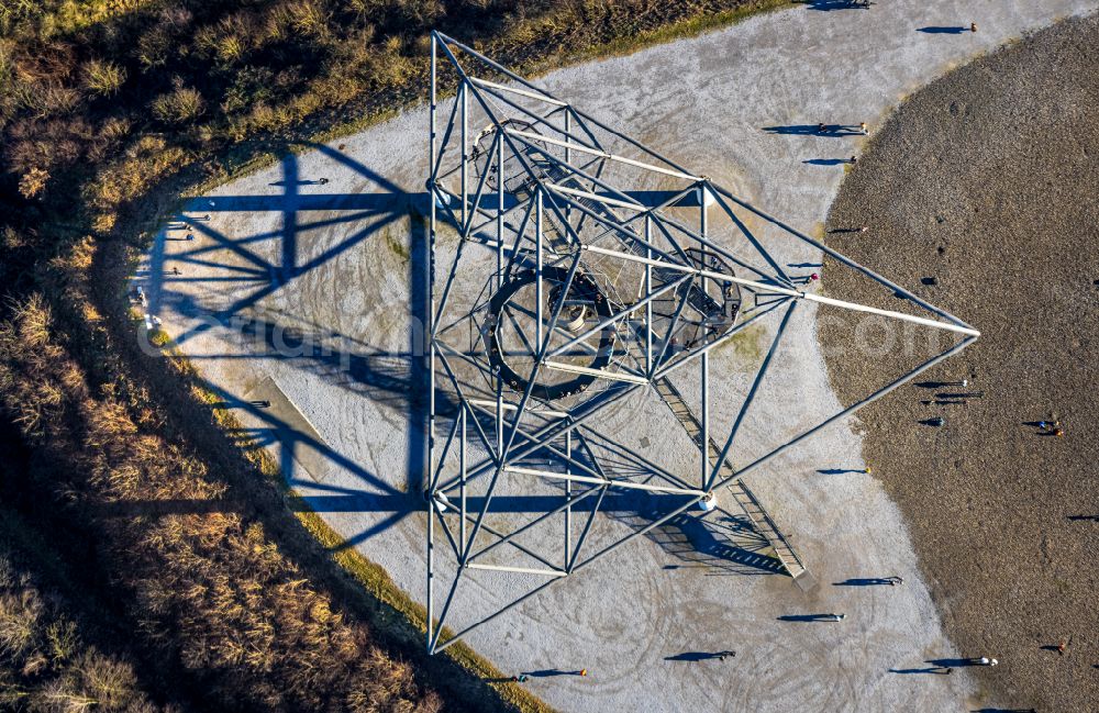 Bottrop from the bird's eye view: Observation tower tetrahedron in the heap at Beckstrasse in Bottrop at Ruhrgebiet in the state of North Rhine-Westphalia