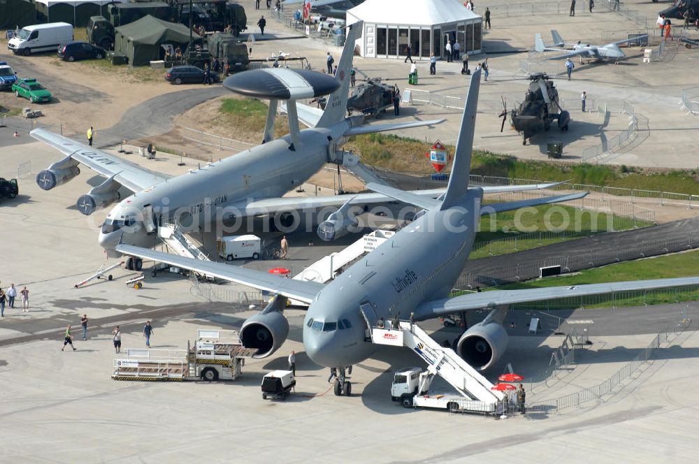 Schönefeld from the bird's eye view: Blick auf das Ausstellungsgelände der Internationalen Luftfahrtshow ILA 2010 auf dem Gelände des Flughafen Berlin-Schönefeld wenige Minuten vor der Eröffnung. View of the exhibition grounds of the International Air Show ILA 2010 on the grounds of the airport Berlin-Schönefeld few minutes before the opening.