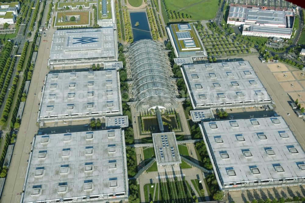 Aerial photograph Leipzig - Exhibition grounds and exhibition halls of the LMI - Leipziger Messe International GmbH on Messe-Allee in the district Nord in Leipzig in the state Saxony, Germany