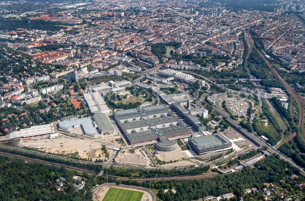 Aerial photograph Berlin - Exhibition grounds and exhibition halls of the Messe Berlin GmbH on Funkturm - Messedamm - Kongresszentrum ICC in the district Charlottenburg in Berlin, Germany