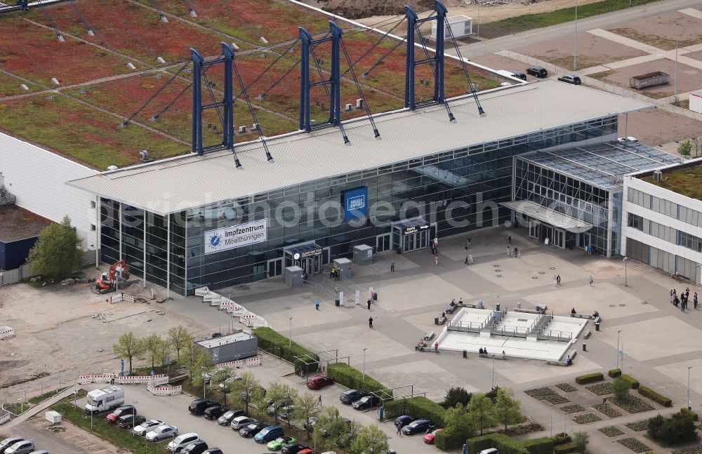 Erfurt from the bird's eye view: Exhibition grounds and exhibition halls of the Messe Erfurt in the district Hochheim in Erfurt in the state Thuringia, Germany