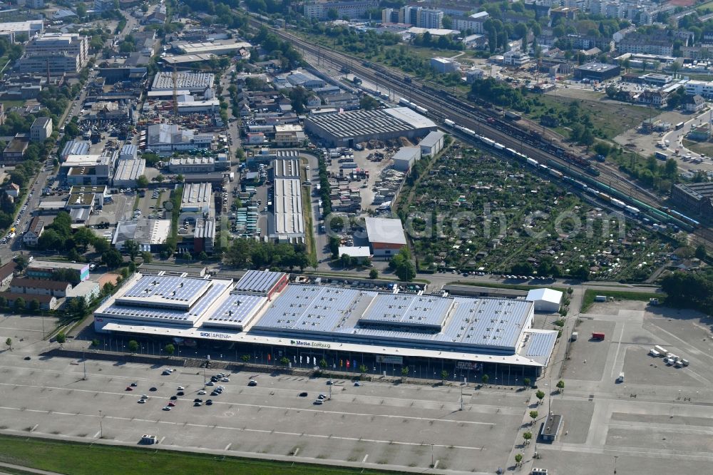 Aerial photograph Freiburg im Breisgau - Exhibition grounds and exhibition halls of the Messe Freiburg on Hermann-Mitsch-Strasse in Freiburg im Breisgau in the state Baden-Wuerttemberg, Germany