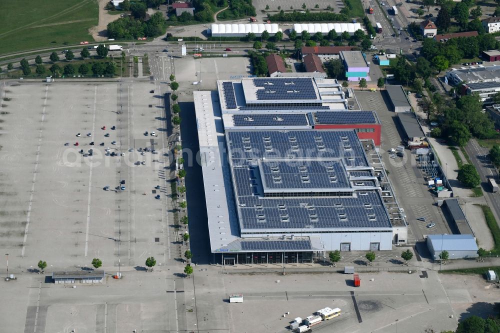 Aerial image Freiburg im Breisgau - Exhibition grounds and exhibition halls of the Messe Freiburg on Hermann-Mitsch-Strasse in Freiburg im Breisgau in the state Baden-Wuerttemberg, Germany