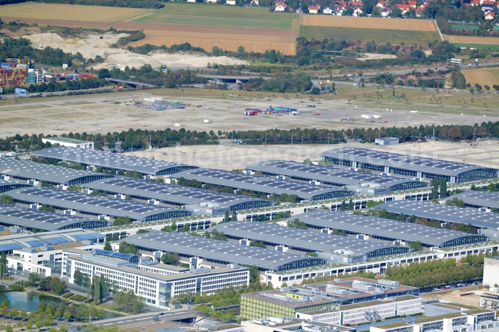 Aerial image München - Exhibition grounds and exhibition halls of the Messe in Munich in the state of Bavaria