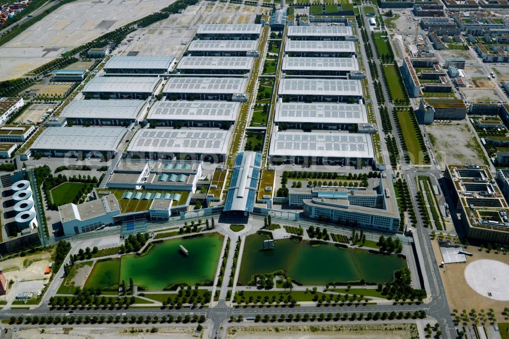 München from the bird's eye view: Exhibition grounds and exhibition halls of the Messe in Munich in the state of Bavaria