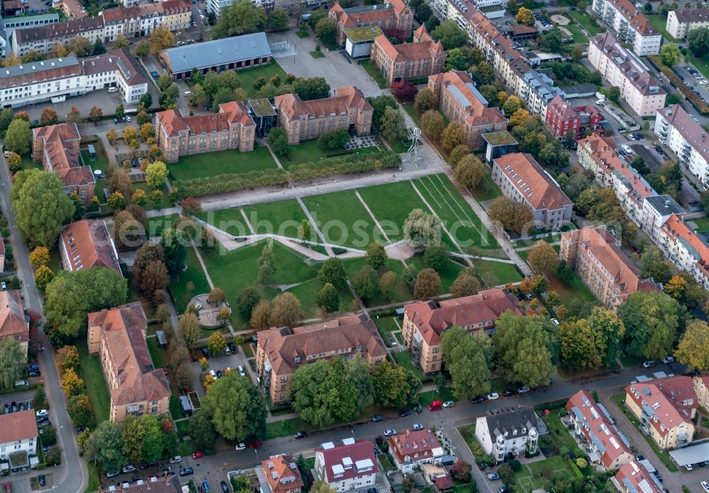 Aerial photograph Offenburg - Exhibition grounds and exhibition halls of the Messe Offenburg-Ortenau GmbH on Schutterwaelder Strasse in Offenburg in the state Baden-Wuerttemberg, Germany