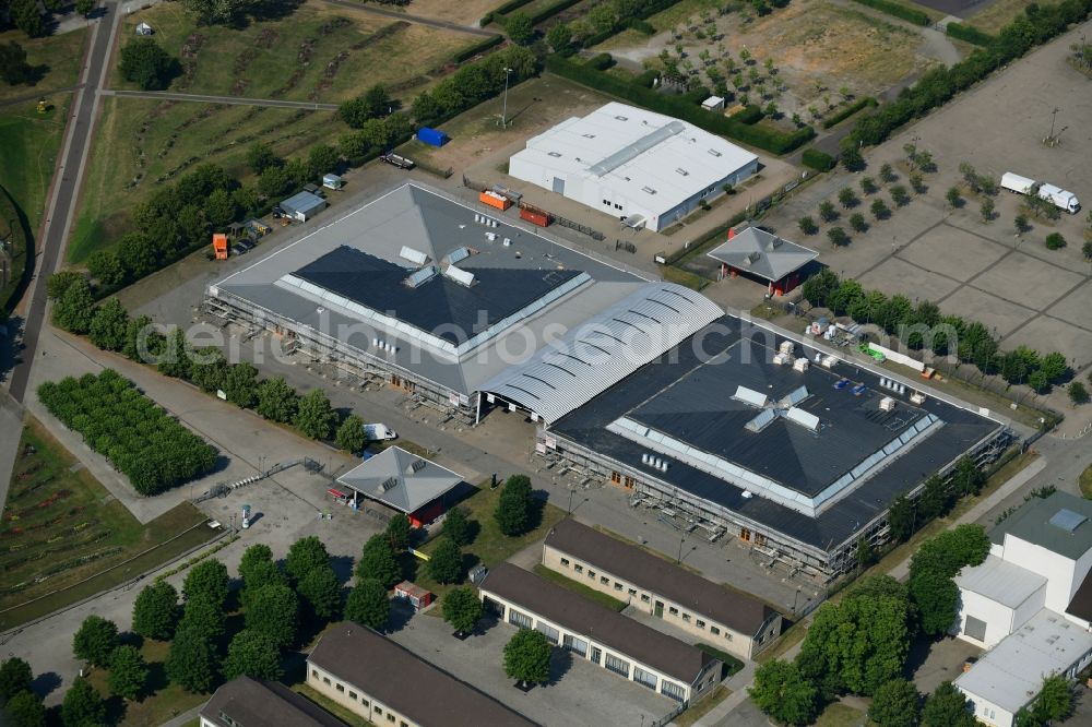 Aerial photograph Magdeburg - Exhibition grounds and exhibition halls of the Messe Magdeburg on Tessenowstrasse in the district Herrenkrug in Magdeburg in the state Saxony-Anhalt, Germany