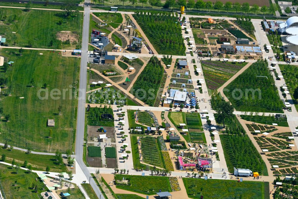 Aerial image Mannheim - Exhibition grounds and parks in the Spinelli Park of the Federal Horticultural Show Mannheim BUGA23 in Mannheim in the state Baden-Wuerttemberg, Germany