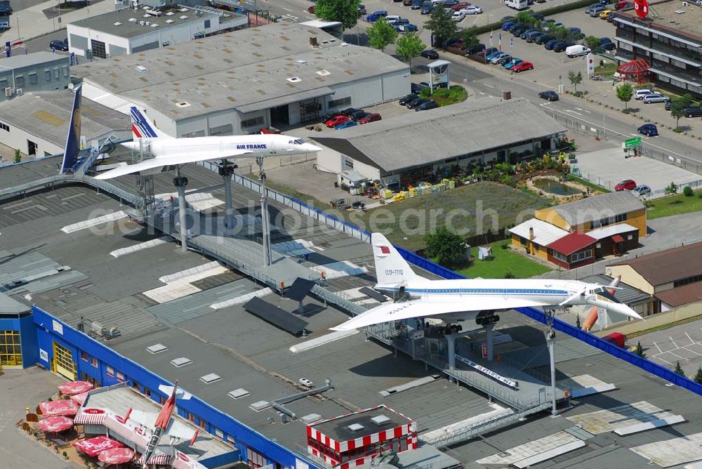 Aerial photograph Sinsheim - Auto & Technik Museum Sinsheim. Auf 30.000 qm Hallenfläche befinden sich hier mehr als 3.000 Exponate, darunter die Concorde der Air France, Oldtimer, Flugzeuge, Formel-1-Wagen, Motorräder und Lokomotiven. Auf dem Gelände ist auch das IMAX 3D Filmtheater. Kontakt: Auto & Technik MUSEUM SINSHEIM / IMAX 3D Filmtheater, Museumsplatz, D-74889 Sinsheim, Tel.: 0049 (0) 7261 / 9299-0, Fax: 0049 (0) 7261 / 13916,