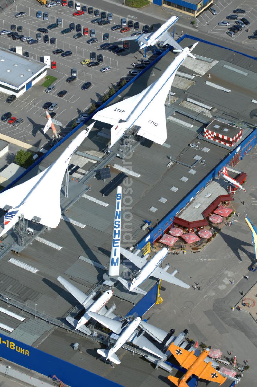 Aerial image Sinsheim - Auto & Technik Museum Sinsheim. Auf 30.000 qm Hallenfläche befinden sich hier mehr als 3.000 Exponate, darunter die Concorde der Air France,die russische TU-144, Oldtimer, Flugzeuge, Formel-1-Wagen, Motorräder und Lokomotiven. Auf dem Gelände ist auch das IMAX 3D Filmtheater. Kontakt: Auto & Technik MUSEUM SINSHEIM / IMAX 3D Filmtheater, Museumsplatz, D-74889 Sinsheim, Tel.: 0049 (0) 7261 / 9299-0, Fax: 0049 (0) 7261 / 13916,