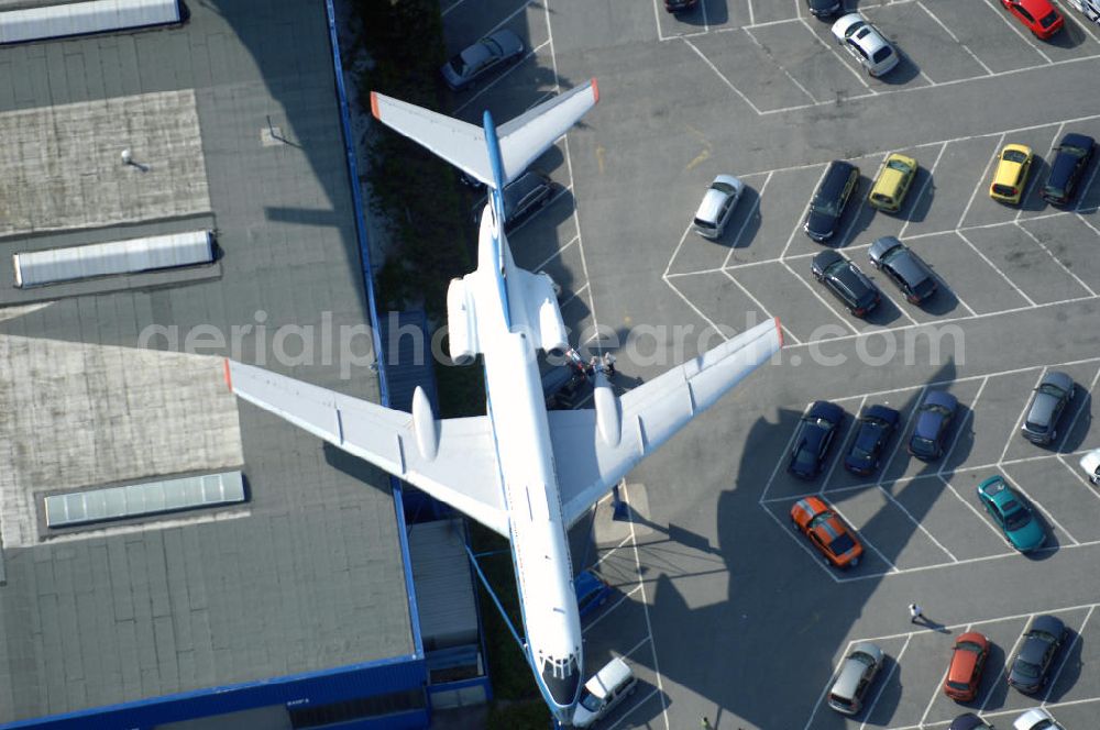 Aerial image Sinsheim - Auto & Technik Museum Sinsheim. Auf 30.000 qm Hallenfläche befinden sich hier mehr als 3.000 Exponate, darunter die Concorde der Air France,die russische TU-144, Oldtimer, Flugzeuge, Formel-1-Wagen, Motorräder und Lokomotiven. Auf dem Gelände ist auch das IMAX 3D Filmtheater. Kontakt: Auto & Technik MUSEUM SINSHEIM / IMAX 3D Filmtheater, Museumsplatz, D-74889 Sinsheim, Tel.: 0049 (0) 7261 / 9299-0, Fax: 0049 (0) 7261 / 13916,