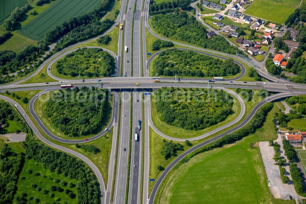 Aerial image Bad Salzuflen - Routing and traffic lanes during the highway exit and access the motorway A 2 - B239 in Bad Salzuflen in the state North Rhine-Westphalia