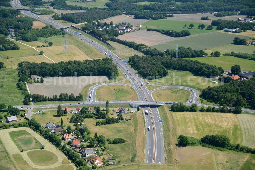 Bielefeld from the bird's eye view: Routing and traffic lanes during the highway exit and access the motorway A 33 Bielefeld-Senne in Bielefeld in the state North Rhine-Westphalia