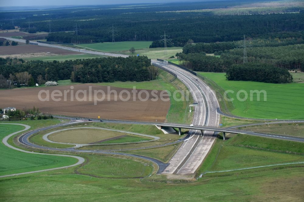 Colbitz from above - Routing and traffic lanes during the highway exit and access the motorway A 14 zu B189 in Colbitz in the state Saxony-Anhalt