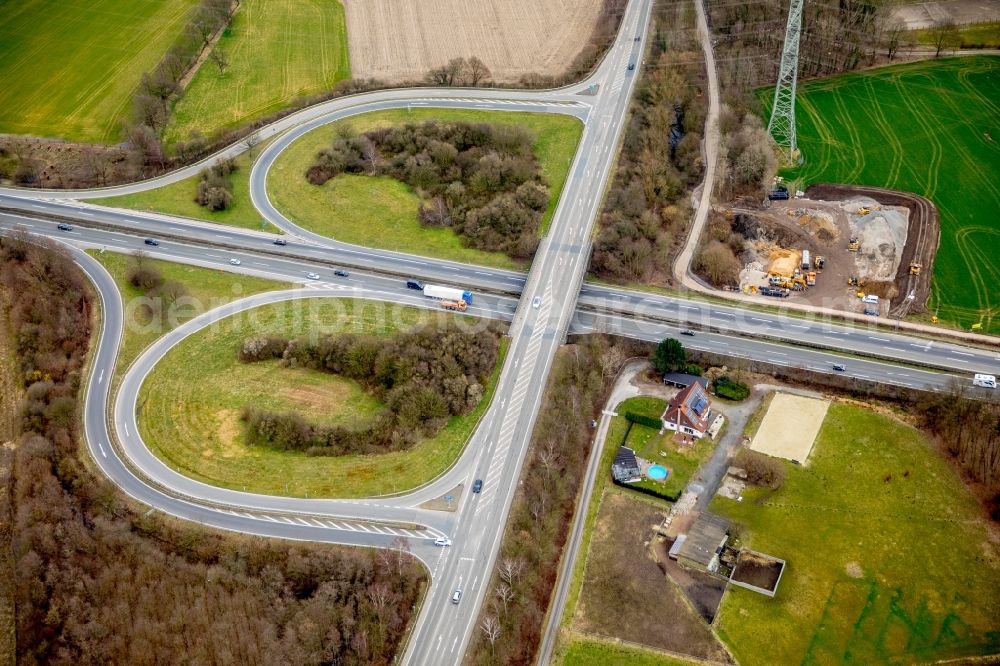 Aerial image Gladbeck - Routing and traffic lanes during the highway exit and access the motorway A 31 in Gladbeck in the state North Rhine-Westphalia, Germany